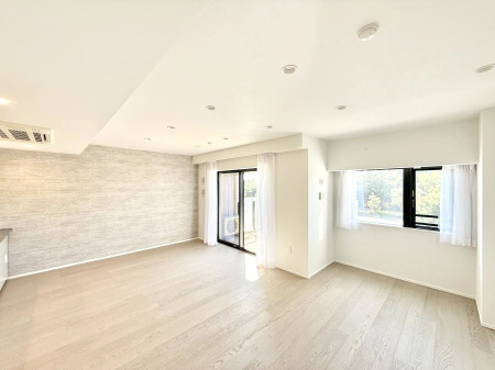 ���̑����� �����������������F�����̂������ŉ��₩�Ȏ��Ԃ��y���߂܂�