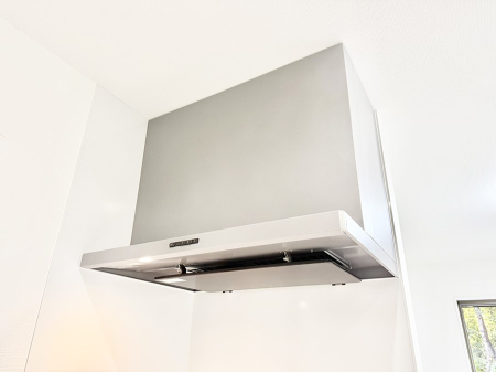 ���̑����� �ݔ����������̏��C����������C��ɗU������A�����I�ɔr�����ł��܂��B