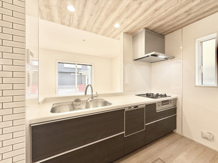 �L�b�`�� �������V���v���Ŕ������S�n�悢���Ԃ𐶂ރL�b�`�����