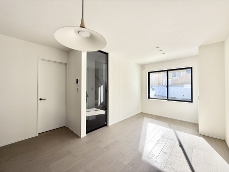 ���r���O ���������R�Ɖ�b�����܂��A�S�n�悢�ЂƂƂ�