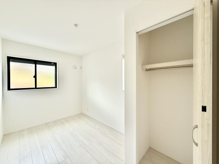 �q������ �������v���C�x�[�g��ԂƂ��ĐÂ��ŗ�������������񋟂��Ă���܂�