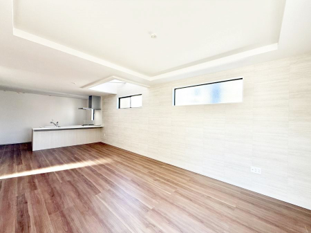 ���r���O ���������R�Ɖ�b�����܂��A�S�n�悢�ЂƂƂ�