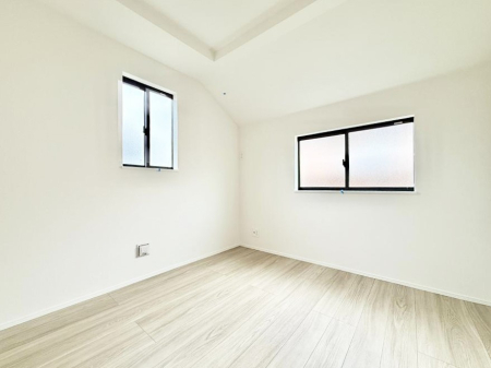 �q������ ����