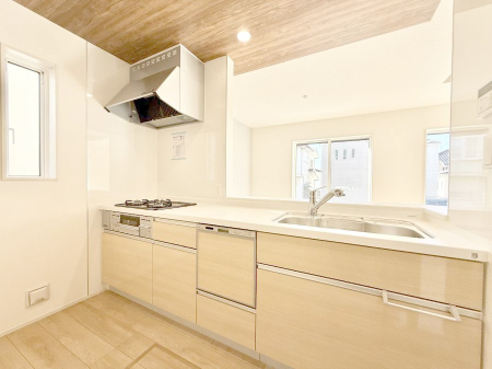 �L�b�`�� ���������y���݂ƐH�ׂ�K����͂���L�b�`��