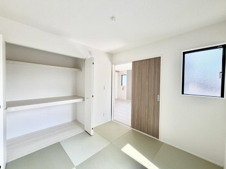 �Q�� ���������̔z�u��ʋC���̗ǂ��݌v�ŕ����̋�C�������炸�A��ɐV�N�ȋ�C������܂�