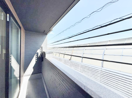 �o���R�j�[ ������ �G�߂̈ڂ낢����������J���I�ȋ�Ԃł�