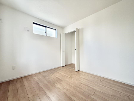 �Q�� ���������̔z�u��ʋC���̗ǂ��݌v�ŕ����̋�C�������炸�A��ɐV�N�ȋ�C������܂�