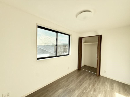 �q������ ����