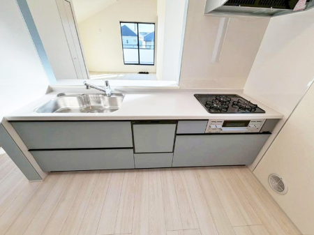 �L�b�`�� �������V���v���Ŕ������S�n�悢���Ԃ𐶂ރL�b�`�����