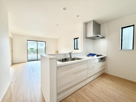 �L�b�`�� �������Ƒ��ƂȂ���A�R�~���j�P�[�V�����̏�