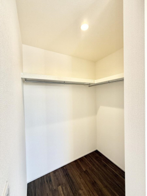 ���[ ����