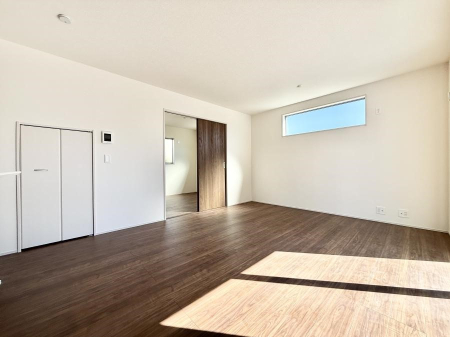 ���r���O ���������C�ɓ���̏ꏊ�ŁA�̂�т�Ƃ������Ԃ�