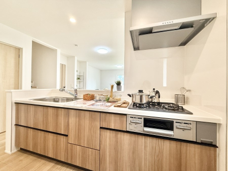 �L�b�`�� �����������������Ɗy�����Ȃ�A���K�ȃL�b�`�����