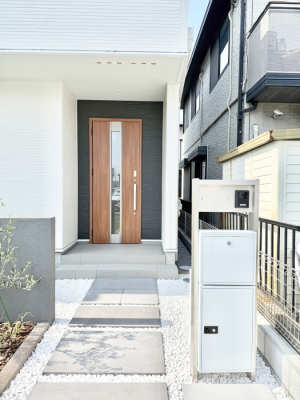 ���� �O�ρ� �V���v���Ŕ������A�Z�܂��̑���ۂ��ʂ錺�ւł�