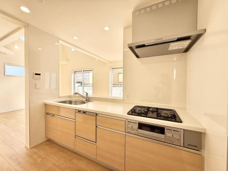 �L�b�`�� �������Ƒ����J��[�߂�A������̂���L�b�`��