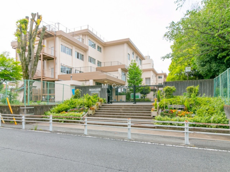 ���ӊ� ���w�Z 600m �����q�s���˓쒆�w�Z