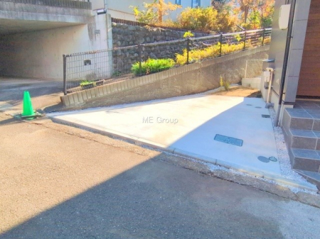  �O�ρ��J�[�X�y�[�X�L