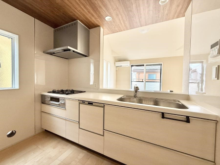 �L�b�`�� �������Ƒ��ƂȂ���A�R�~���j�P�[�V�����̏�