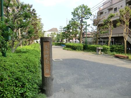 ���ӊ� ���� 200m �V�_�������