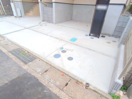  �O�ρ����K�Ȓ��ԃX�y�[�X�ň��S