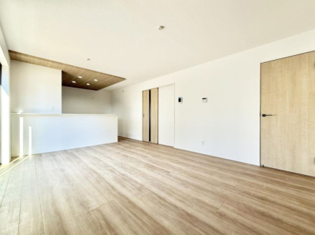 ���r���O ���������R�Ɖ�b�����܂��A�S�n�悢�ЂƂƂ�