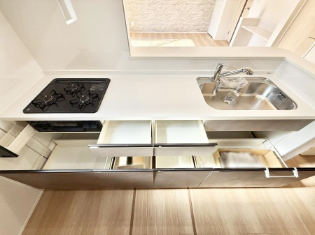 �L�b�`�� �������Ƒ����J��[�߂�A������̂���L�b�`��