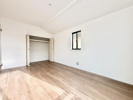 �q������ �������v���C�x�[�g��ԂƂ��ĐÂ��ŗ�������������񋟂��Ă���܂�