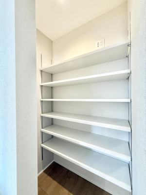 ���[ ����