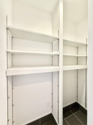 ���[ ����