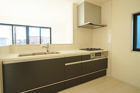 �L�b�`�� �������Ƒ��̉�b���e�ށA�S�n�悢�L�b�`���X�y�[�X