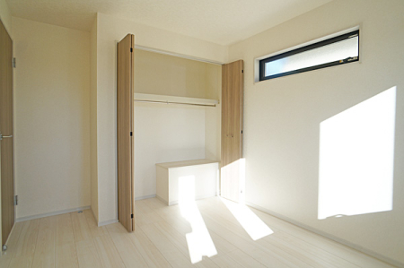 �q������ �������Ƌ�⃌�C�A�E�g�����R�ɔz�u�ł��邽�ߎg�����肪�ǂ����K�ɉ߂����܂�