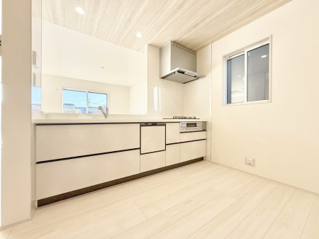 �L�b�`�� ���������y���݂ƐH�ׂ�K����͂���L�b�`��