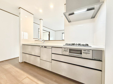 �L�b�`�� �������V���v���Ŕ������S�n�悢���Ԃ𐶂ރL�b�`�����