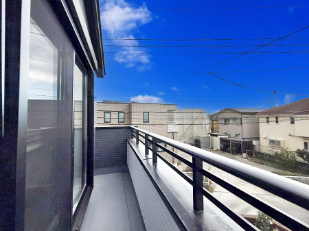 �o���R�j�[ ����