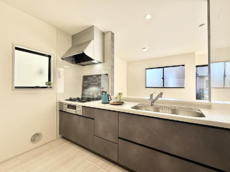 �L�b�`�� �����������������Ɗy�����Ȃ�A���K�ȃL�b�`�����