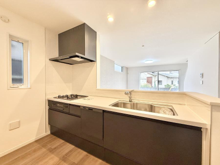 �L�b�`�� ���������y���݂ƐH�ׂ�K����͂���L�b�`��