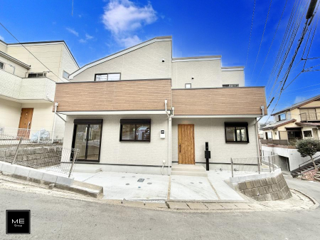 ���n�O�ώʐ^ �O�ρ��V������炵���n�܂�ꏊ�ŁA�Ƒ����J��[�߂�