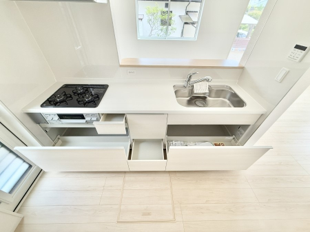 �L�b�`�� ����