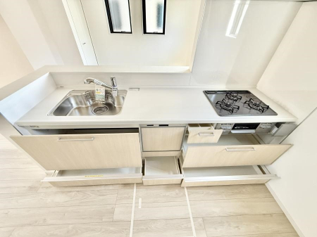 �L�b�`�� �������Ƒ����J��[�߂�A������̂���L�b�`��