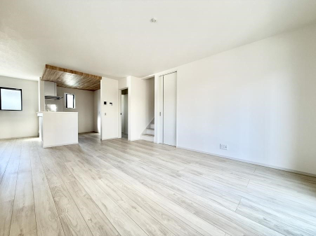 ���r���O ���������ƕ���������A�����b�N�X�ł�����