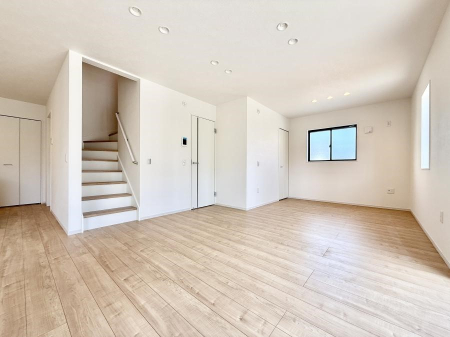 ���̑����� �������Ƒ��̏Ί炪���ӂ��A���났�̋��