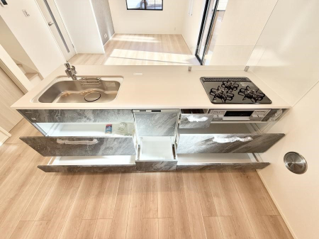 �L�b�`�� �������Ƒ����J��[�߂�A������̂���L�b�`��