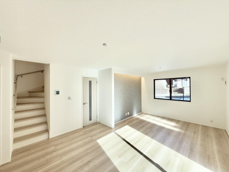 ���r���O ���������ƕ���������A�����b�N�X�ł�����