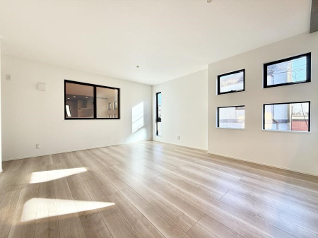 ���r���O �������V���v���������ґ�A��؂Ȑl�Ɖ߂����S���قǂ�����