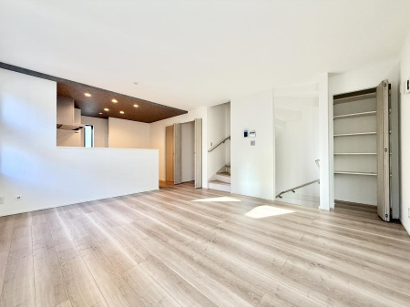 ���̑����� �������ӂƂ����u�ԂɍK����������A�S�n�悢�ꏊ