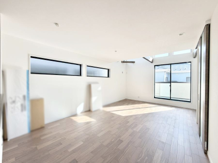 ���r���O �������S���������ꏊ�A�������߂����郊�r���O