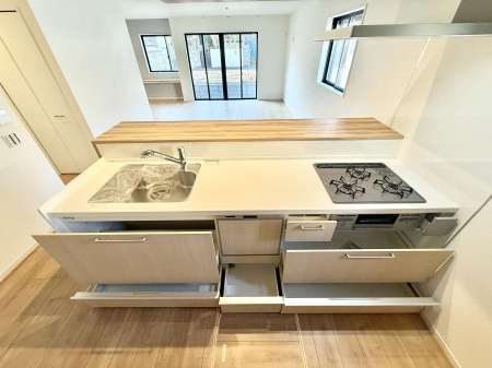 �L�b�`�� �������A�C�f�A�L����A�N���G�C�e�B�u�ȗ������