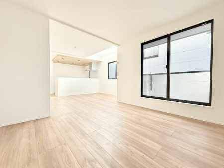 ���r���O ���������났�ƏΊ炪�W�܂�A�S���܂郊�r���O