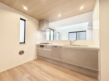 �L�b�`�� ���������y���݂ƐH�ׂ�K����͂���L�b�`��