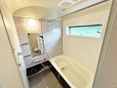 ���� ���������z���ɍL����΂�������A�嗝�Ε��ȃV�b�N�ǂƊ����@�t�����ґ򕗘C